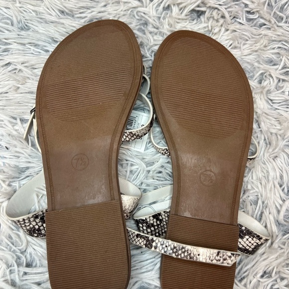 Snakeskin print sandals - Picture 4 of 4